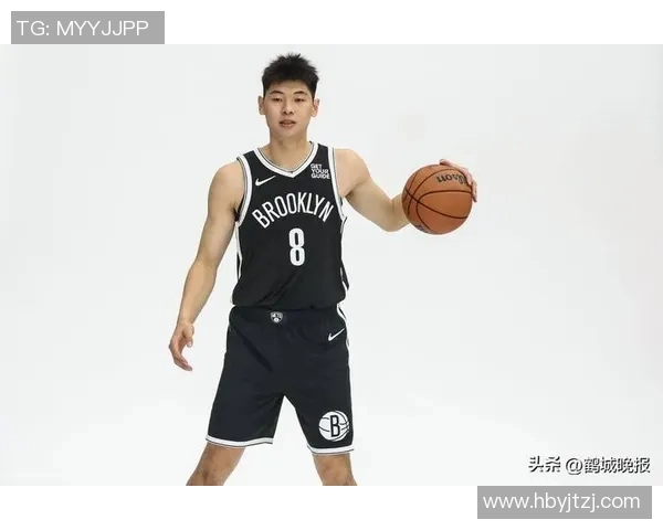 杨瀚森谈小球趋势强调大个子应适应球队而非反之 杨瀚森谈小球趋势强调大个子应适应球队而非反之